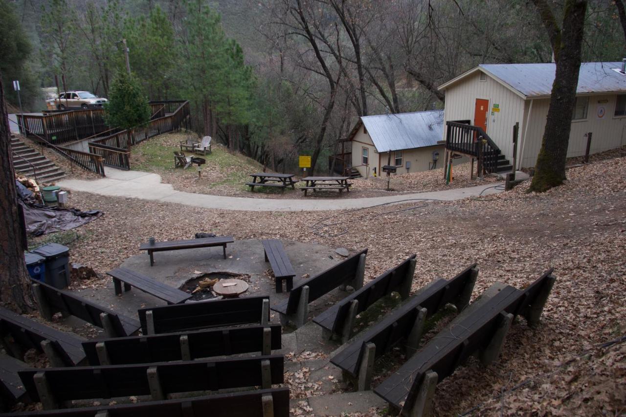 Yosemite Bug Rustic Mountain Resort Midpines Εξωτερικό φωτογραφία