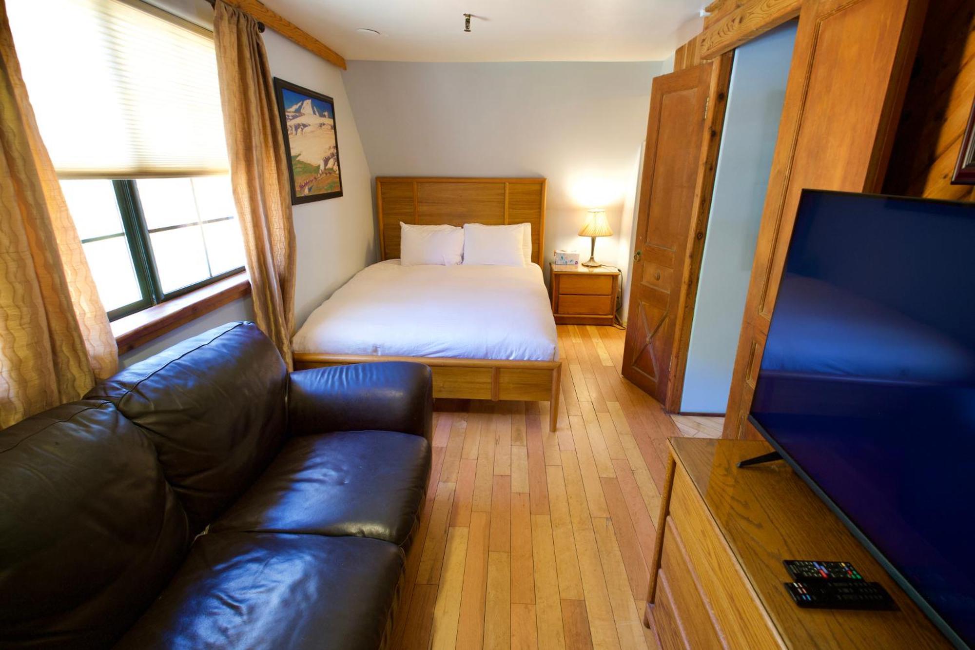 Yosemite Bug Rustic Mountain Resort Midpines Εξωτερικό φωτογραφία