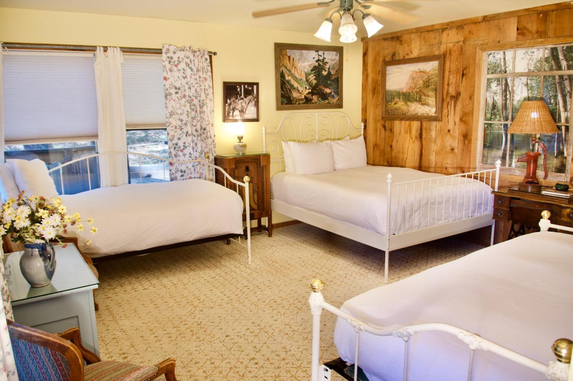 Yosemite Bug Rustic Mountain Resort Midpines Εξωτερικό φωτογραφία